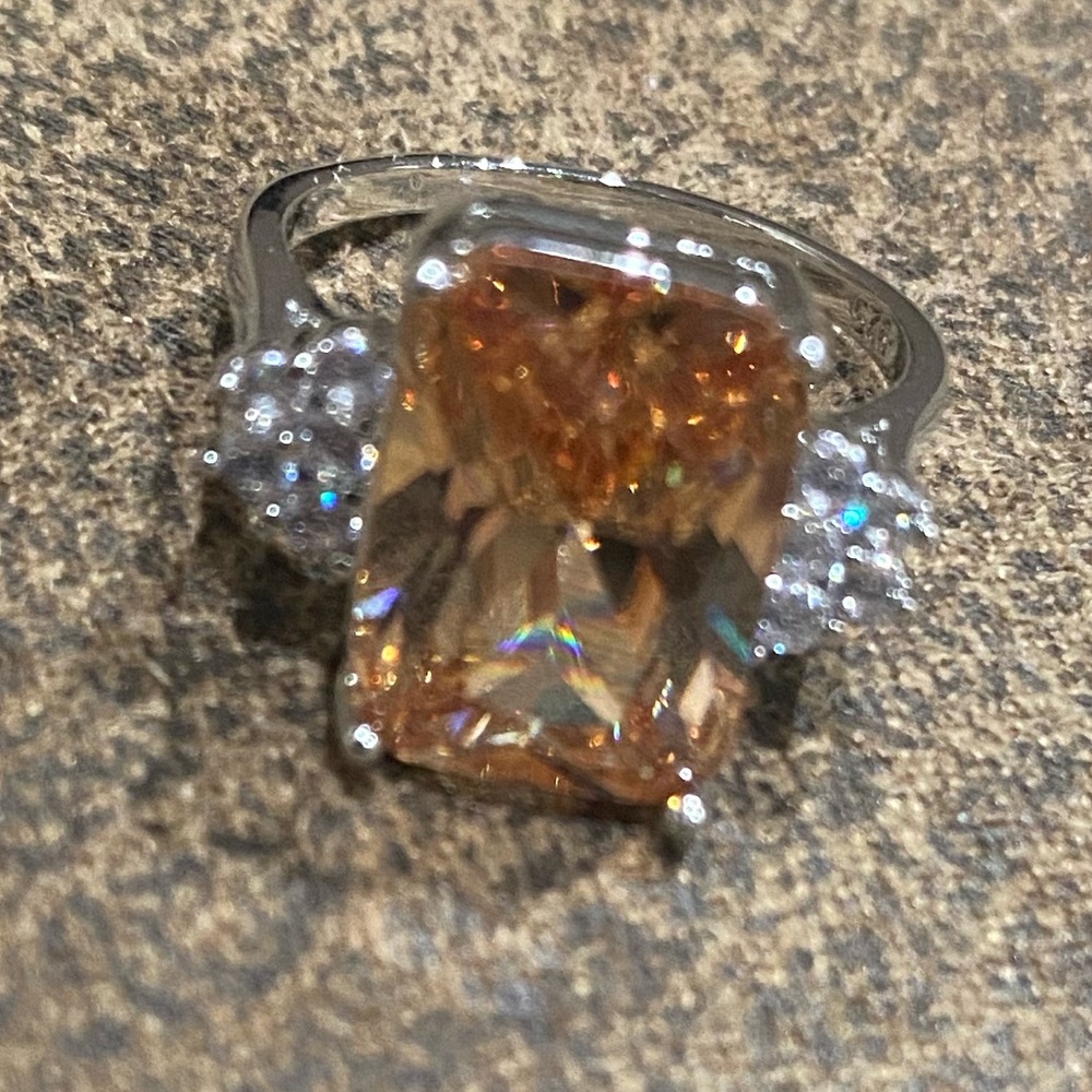 Ladies Champagne and white stone silver ring.